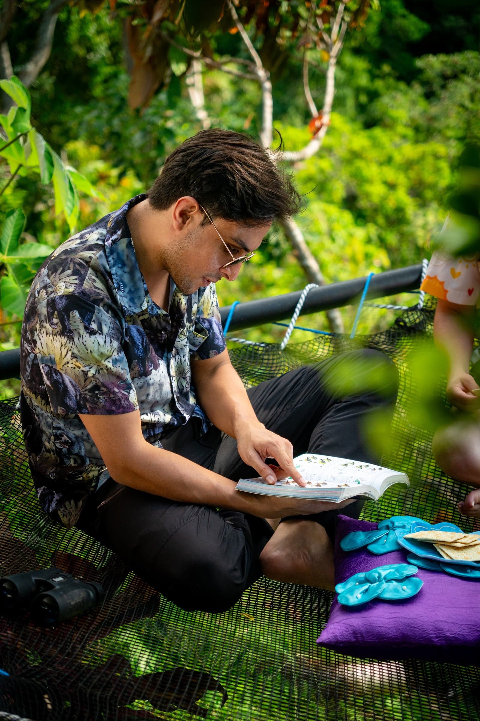 Camisa con estampado de flora y fauna del páramo colombiano